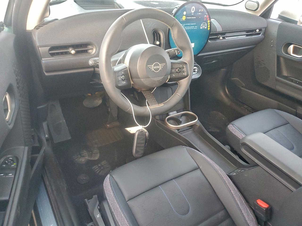 2025 MINI COOPER S photo 8