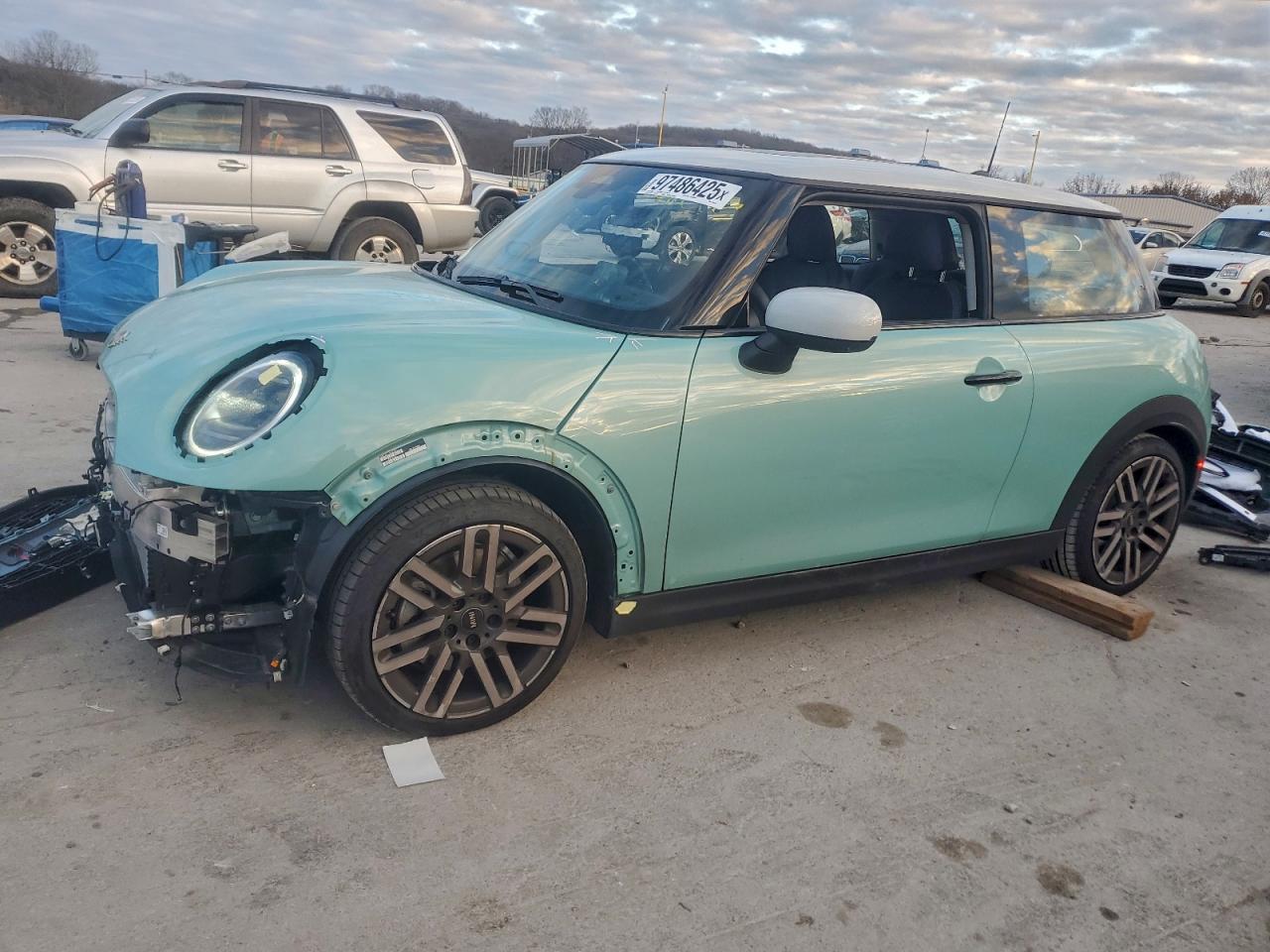 2025 MINI COOPER