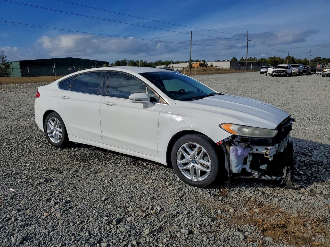 2013 FORD FUSION SE photo 4