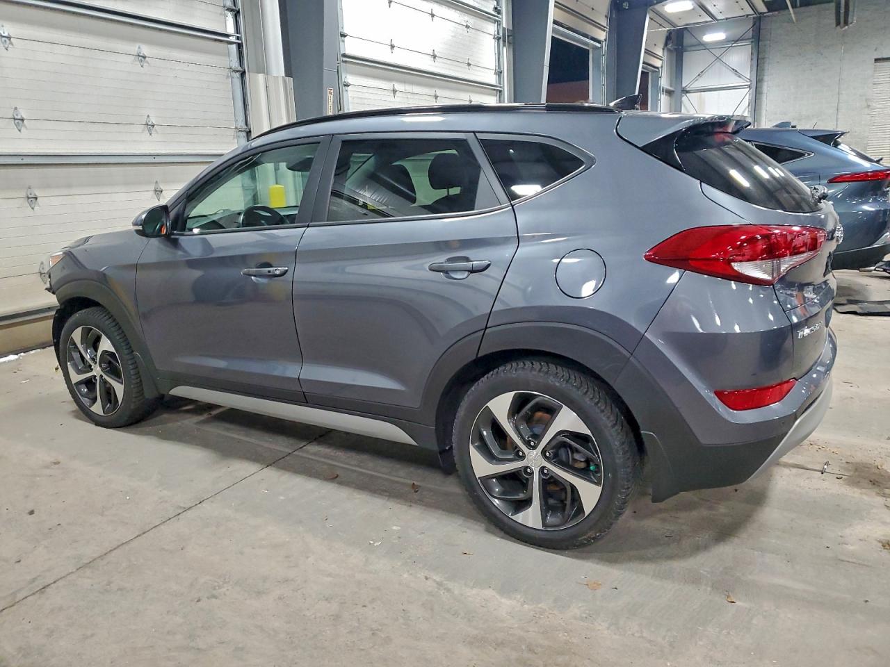 2018 HYUNDAI TUCSON VALUE photo 2
