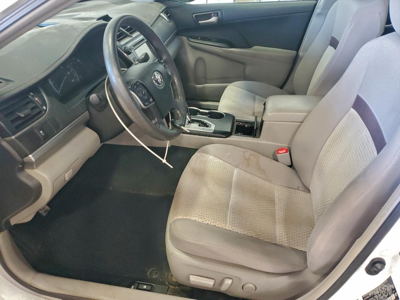 2013 TOYOTA CAMRY L photo 7