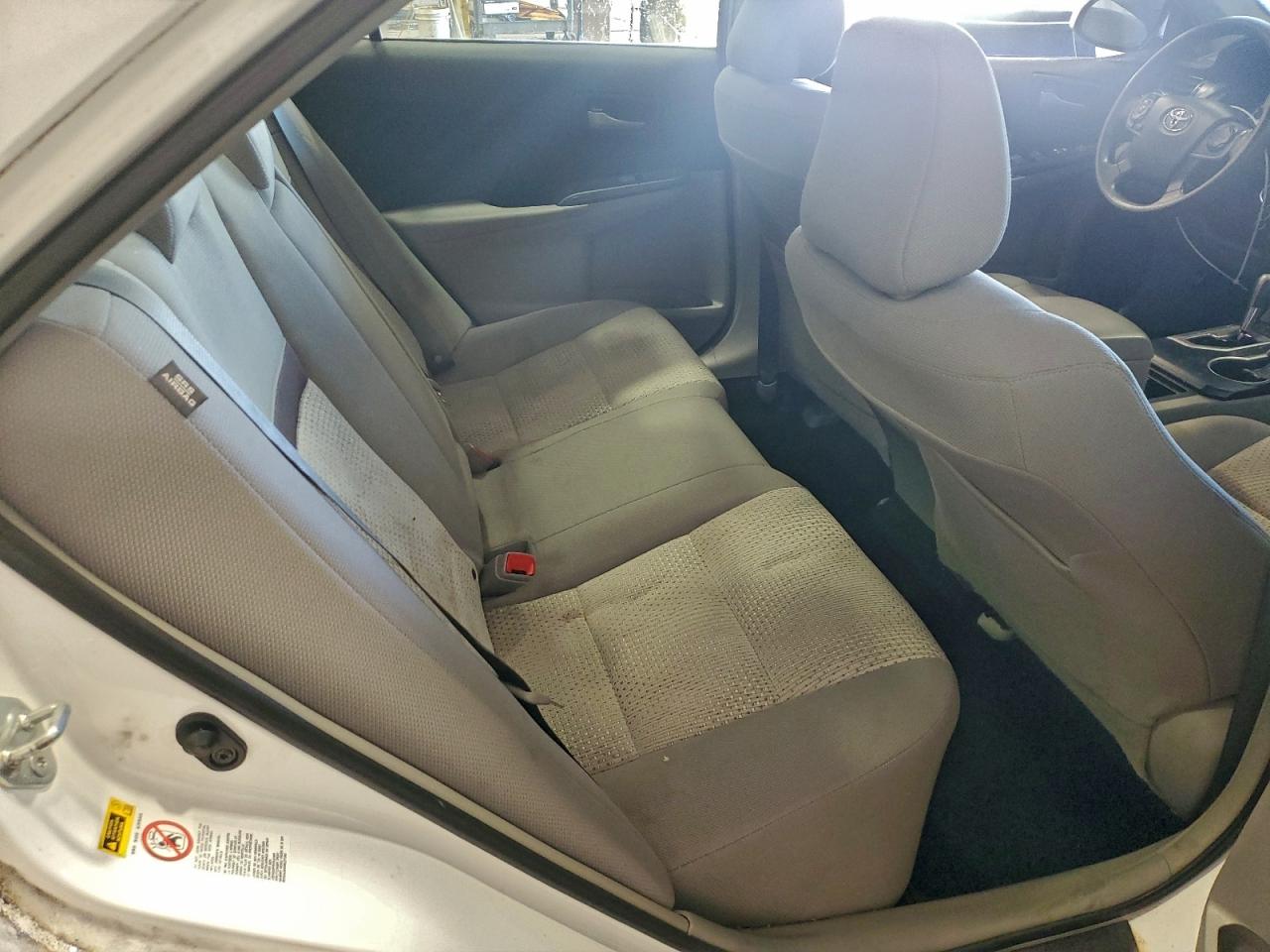 2013 TOYOTA CAMRY L photo 10