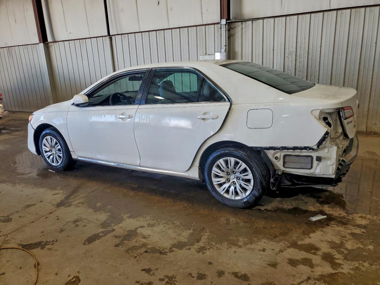2013 TOYOTA CAMRY L photo 2
