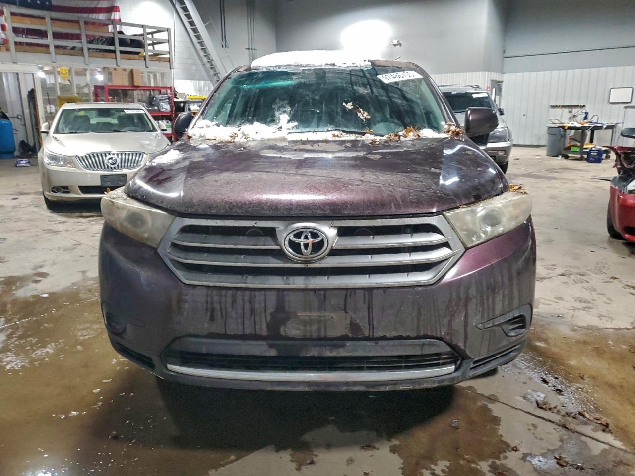 2011 TOYOTA HIGHLANDER BASE photo 5