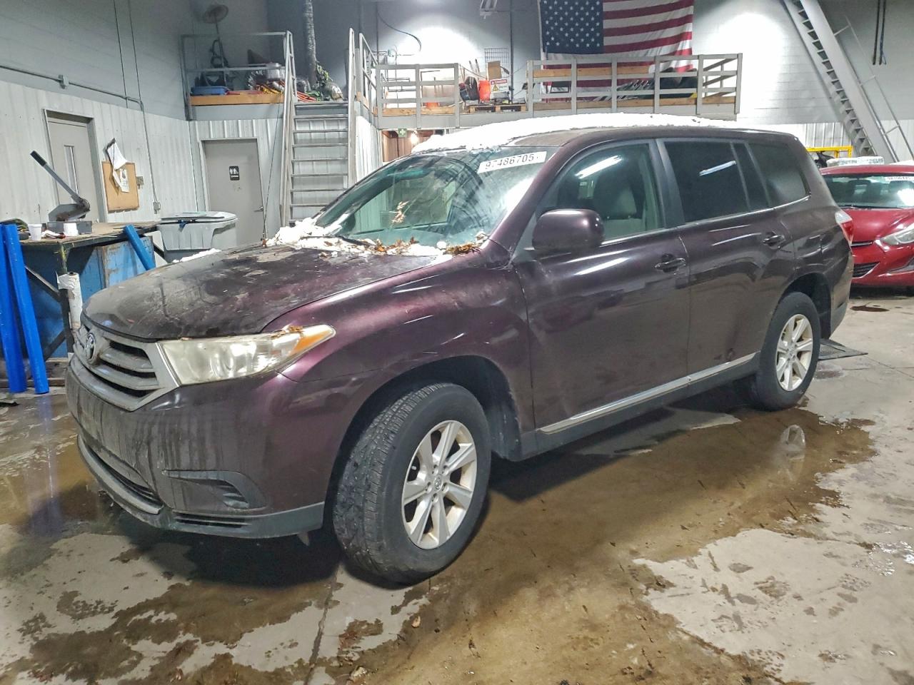 2011 TOYOTA HIGHLANDER
