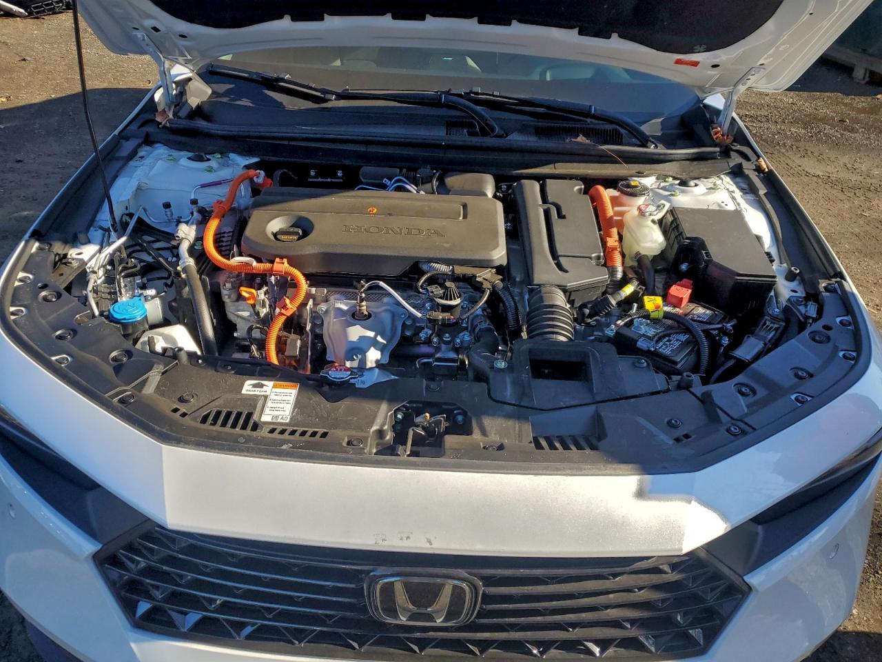 2025 HONDA ACCORD TOURING HYBRID photo 11