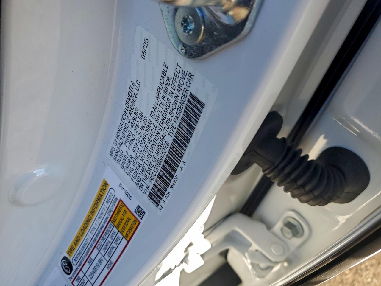 2025 HONDA ACCORD TOURING HYBRID photo 12