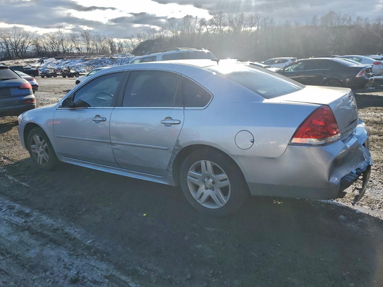2013 CHEVROLET IMPALA LT photo 2