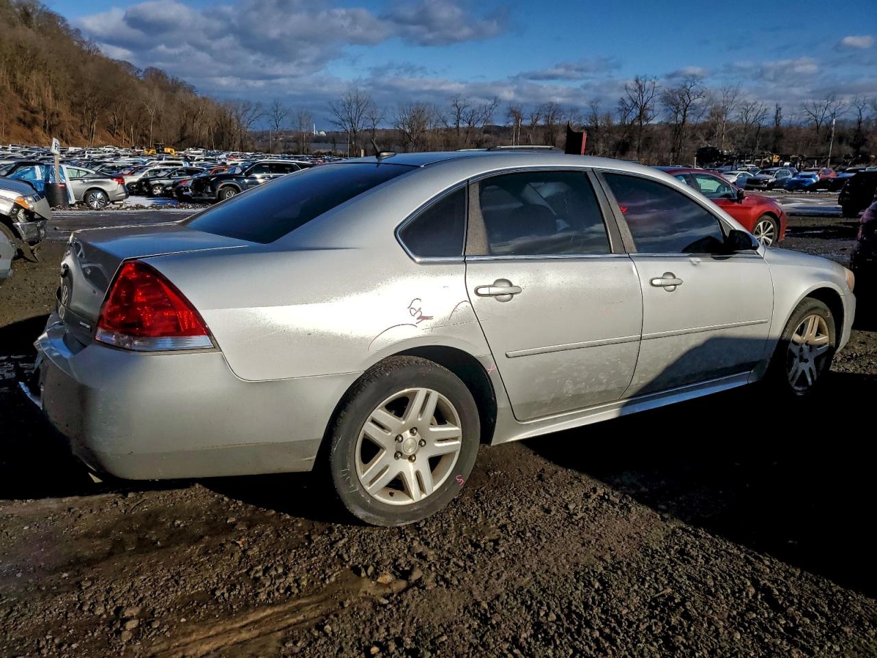 2013 CHEVROLET IMPALA LT photo 3