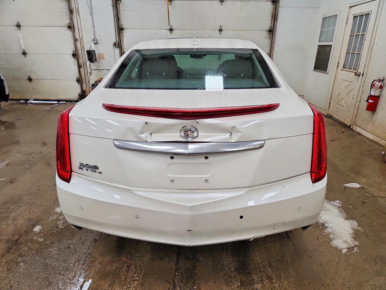 2014 CADILLAC XTS LUXURY COLLECTION photo 6