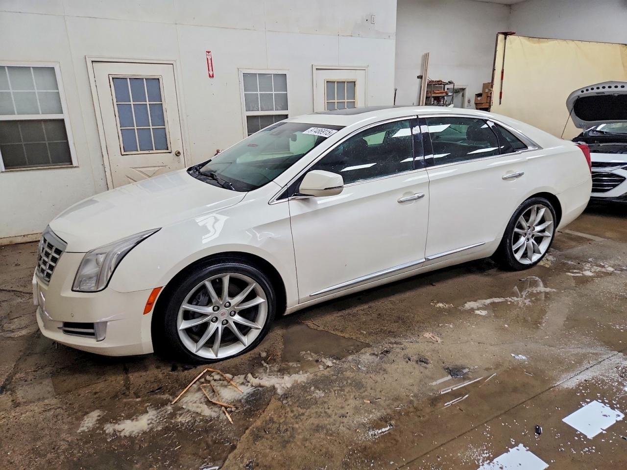2014 CADILLAC XTS