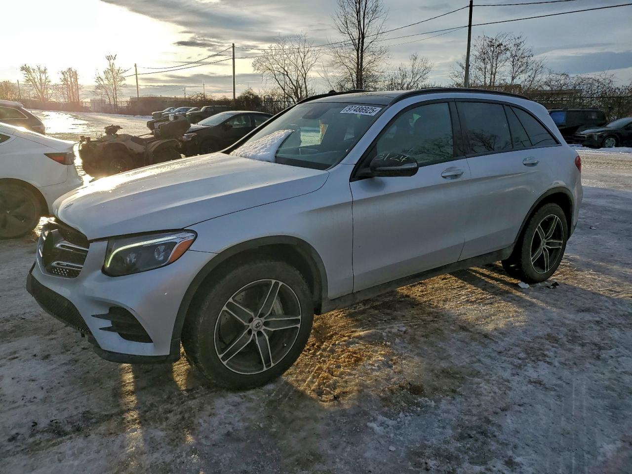2017 MERCEDES-BENZ GLC