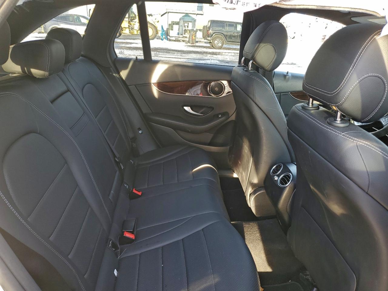 2017 MERCEDES-BENZ GLC 300 4MATIC photo 10