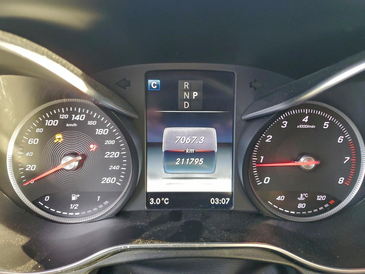 2017 MERCEDES-BENZ GLC 300 4MATIC photo 9