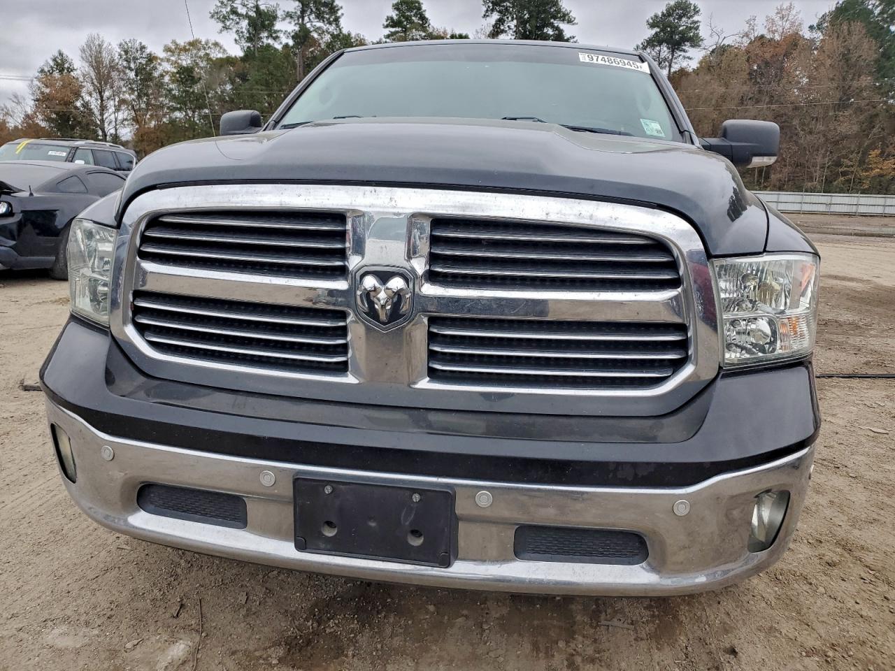 2019 RAM 1500 CLASSIC SLT photo 5