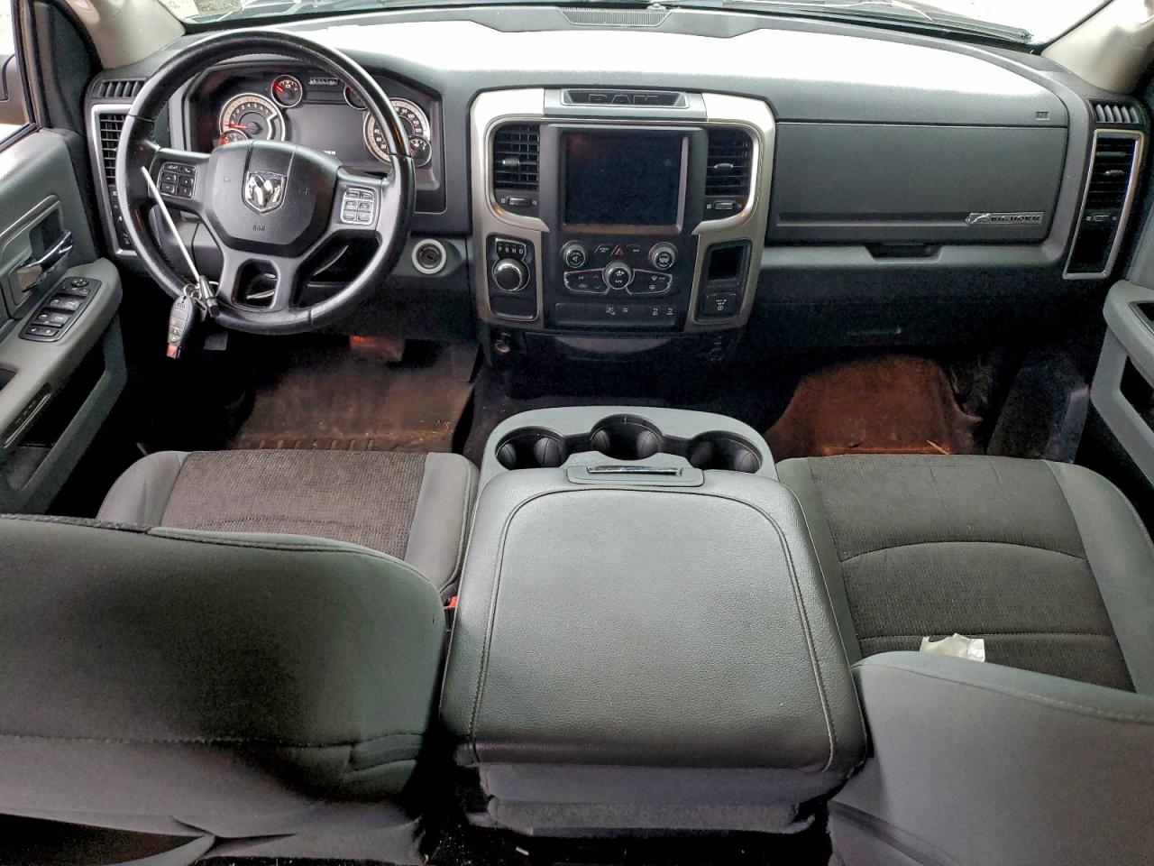 2019 RAM 1500 CLASSIC SLT photo 8