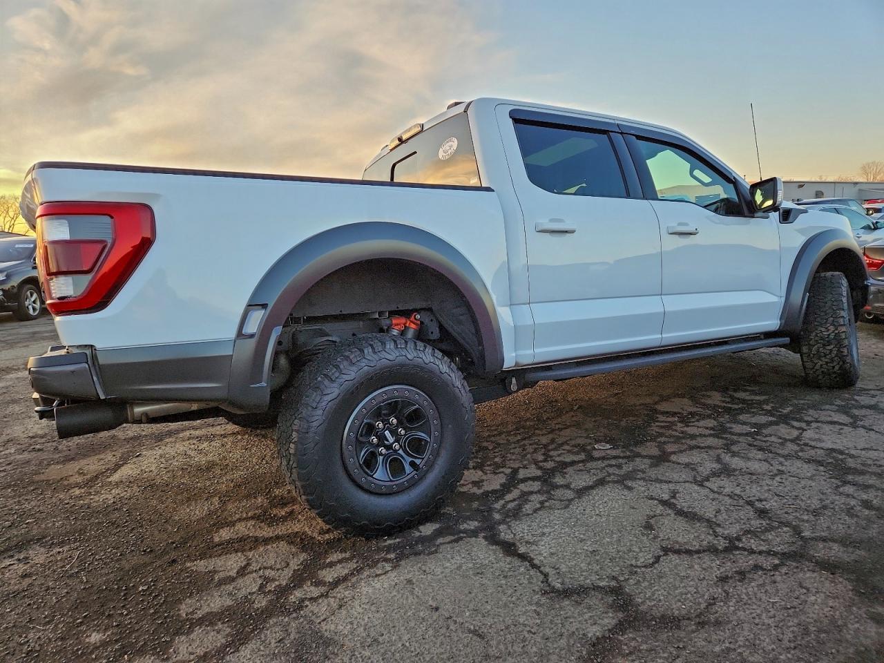 2023 FORD F150 RAPTOR photo 3