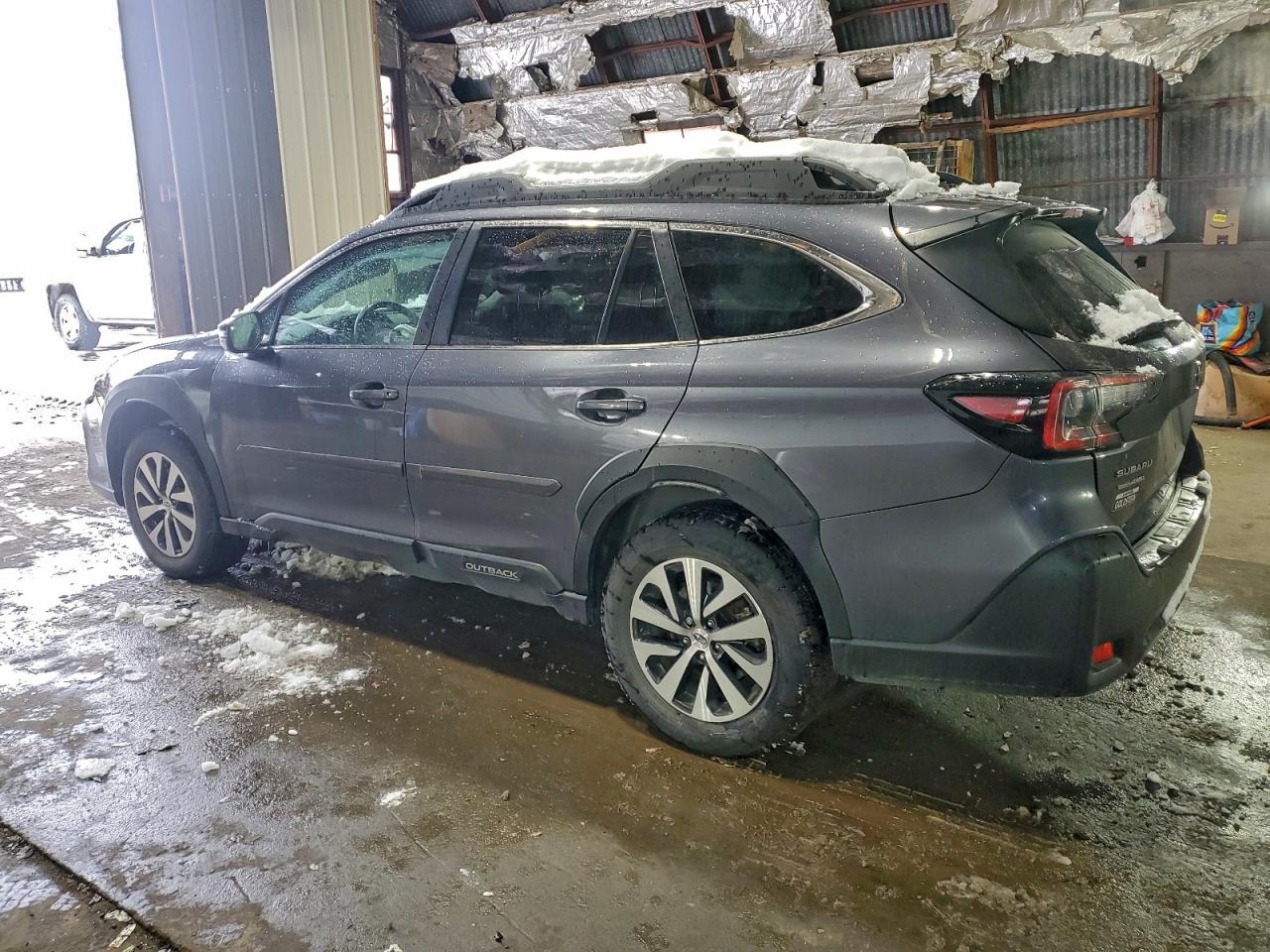 2025 SUBARU OUTBACK PREMIUM photo 3