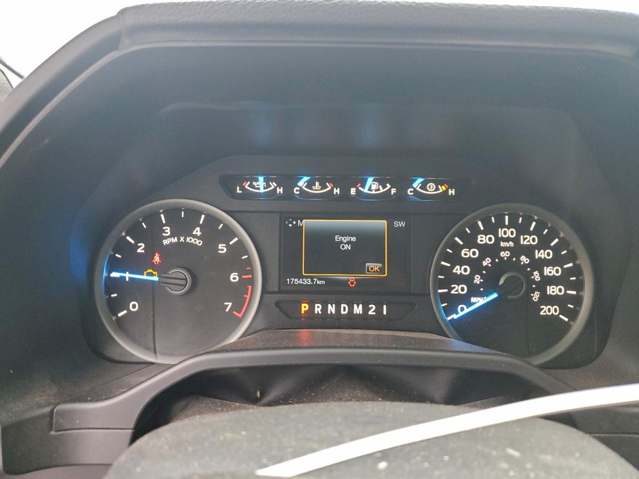 2015 FORD F150 SUPERCREW photo 9