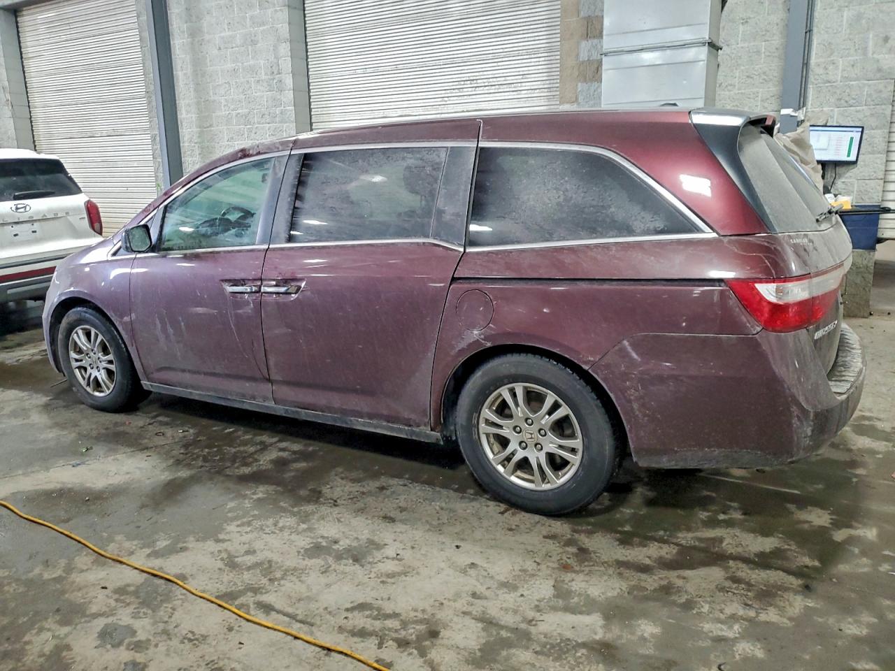 2012 HONDA ODYSSEY EXL photo 2