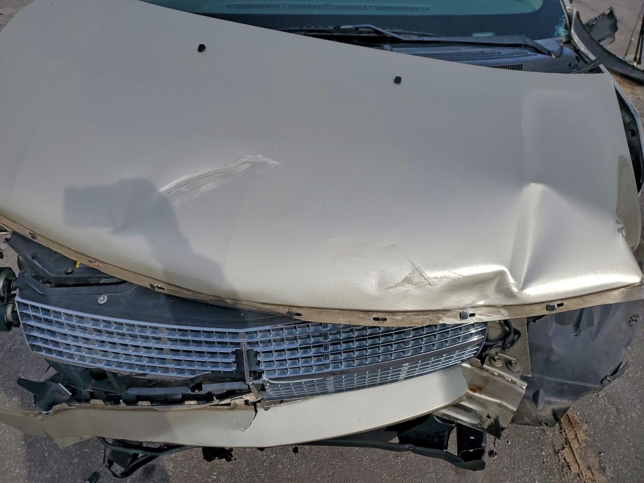 2010 LINCOLN TOWNHOUSE MKX photo 12