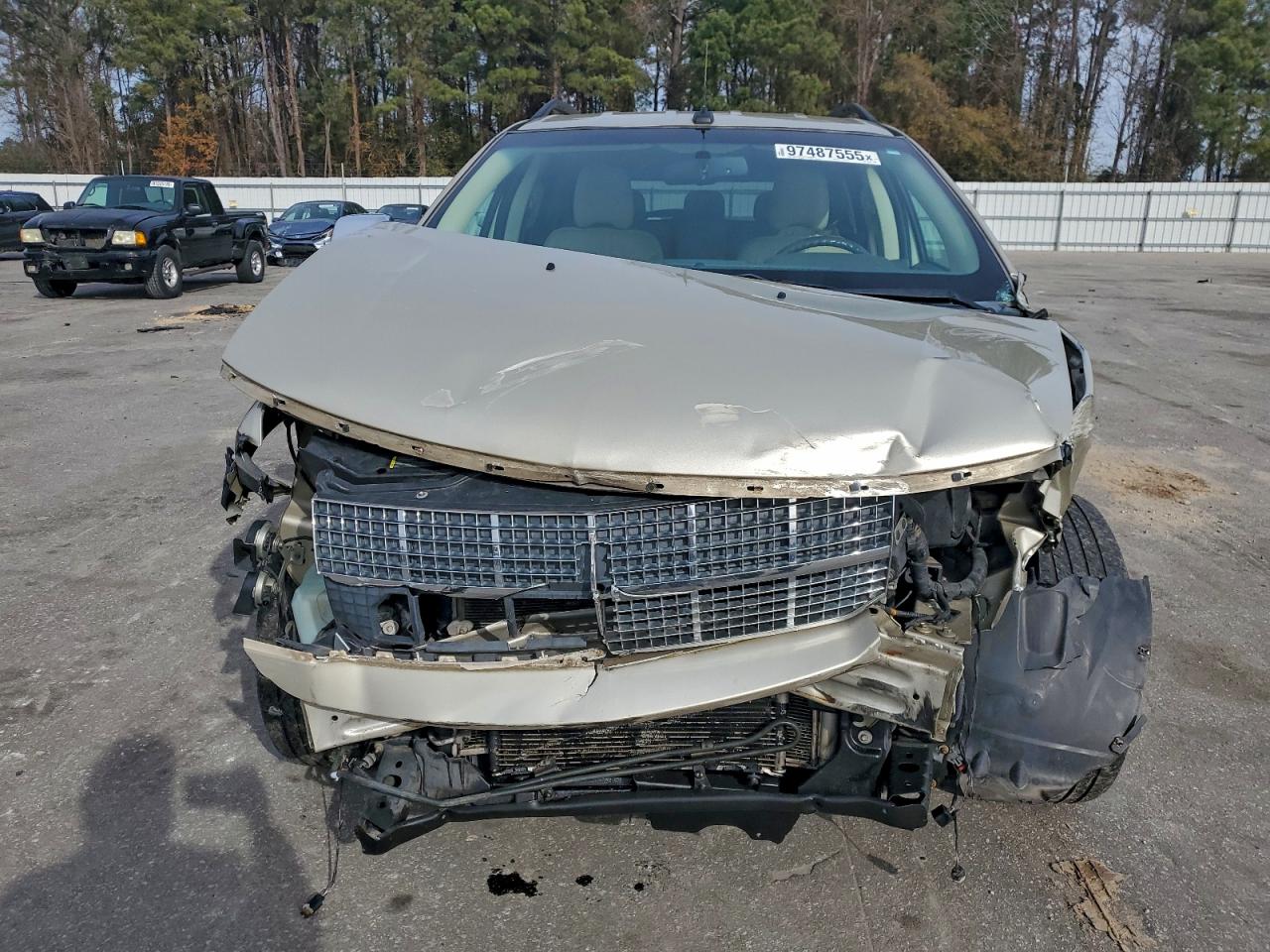 2010 LINCOLN TOWNHOUSE MKX photo 5