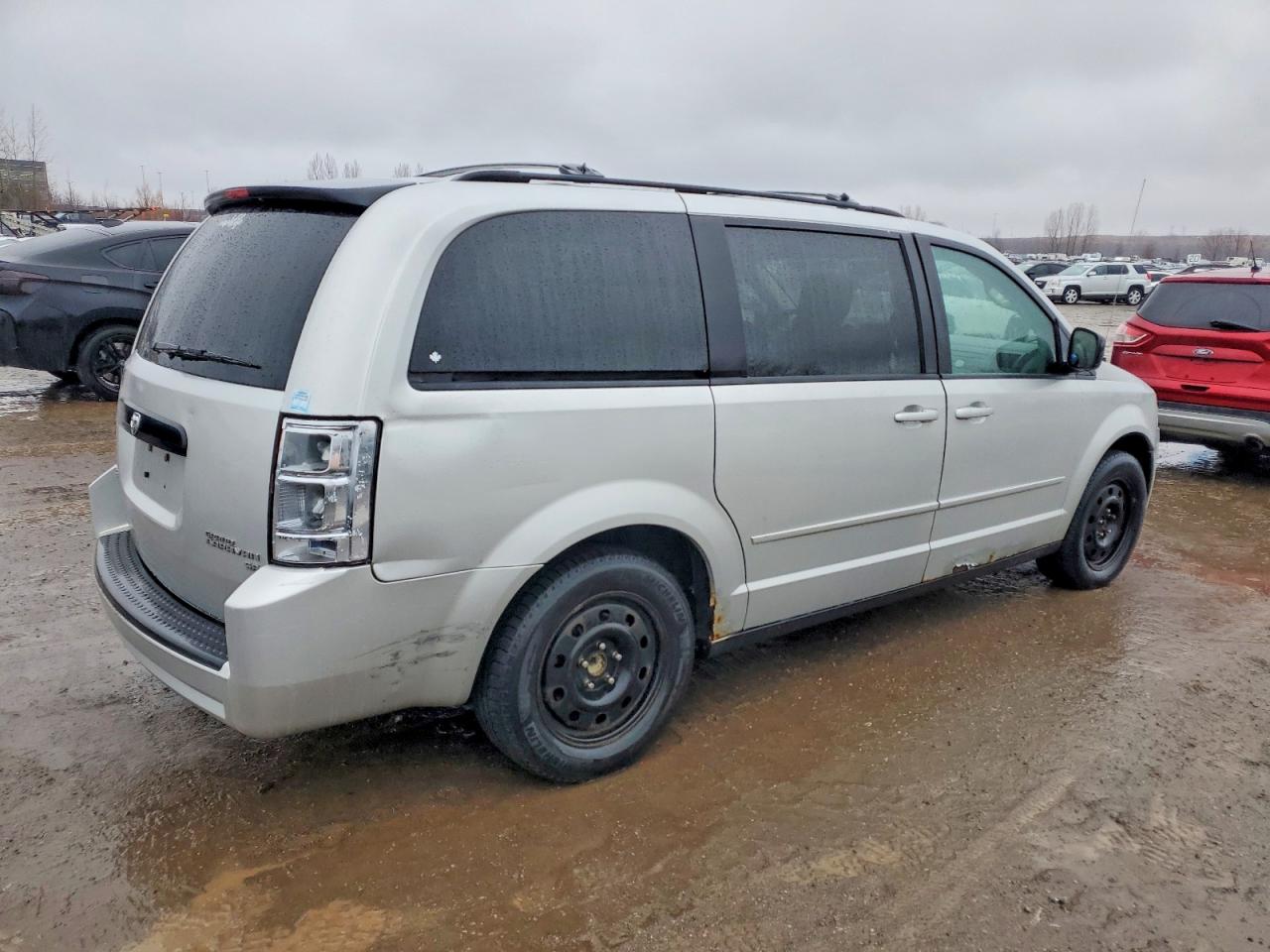 2010 DODGE GRAND CARAVAN SE photo 3