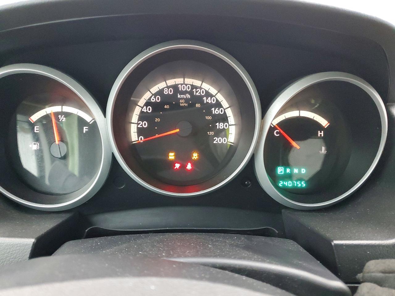 2010 DODGE GRAND CARAVAN SE photo 9
