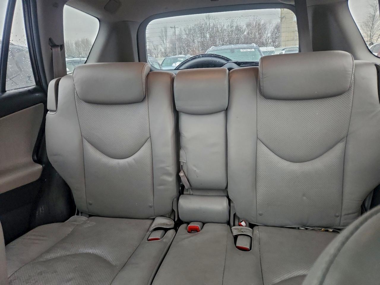 2011 TOYOTA RAV4 LIMITED photo 10