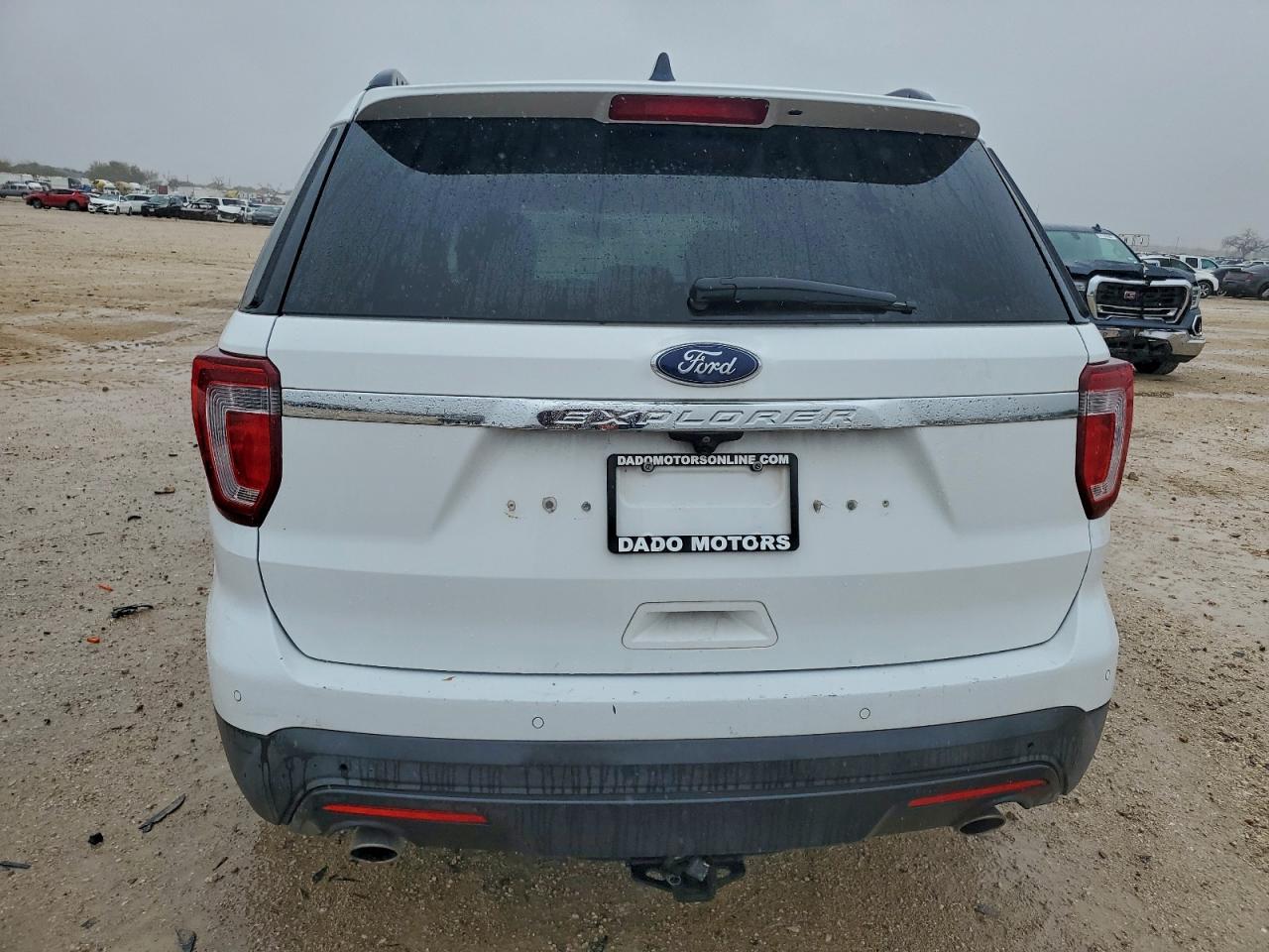 2017 FORD EXPLORER photo 6