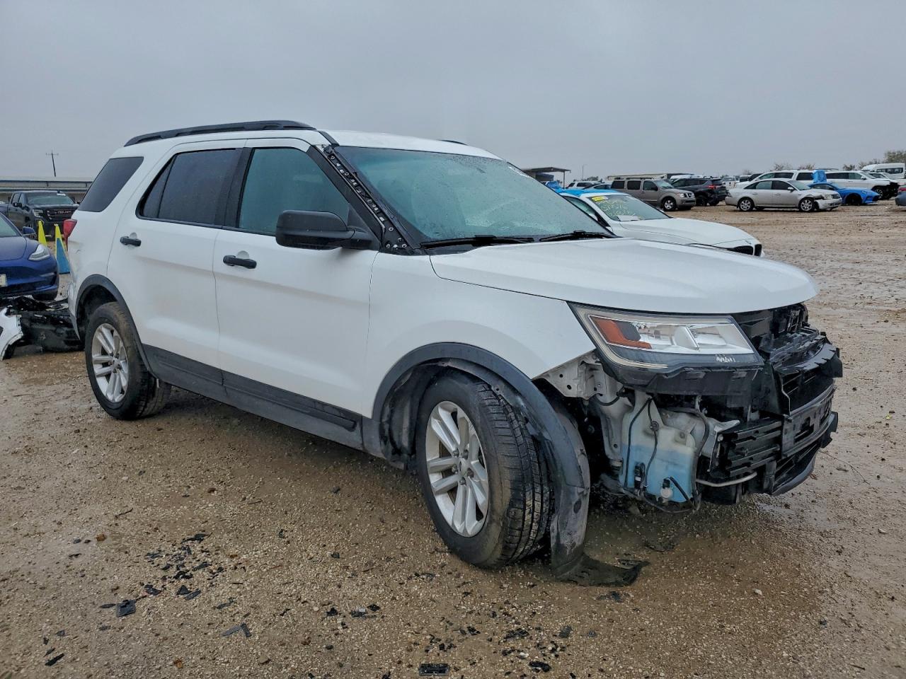 2017 FORD EXPLORER photo 4