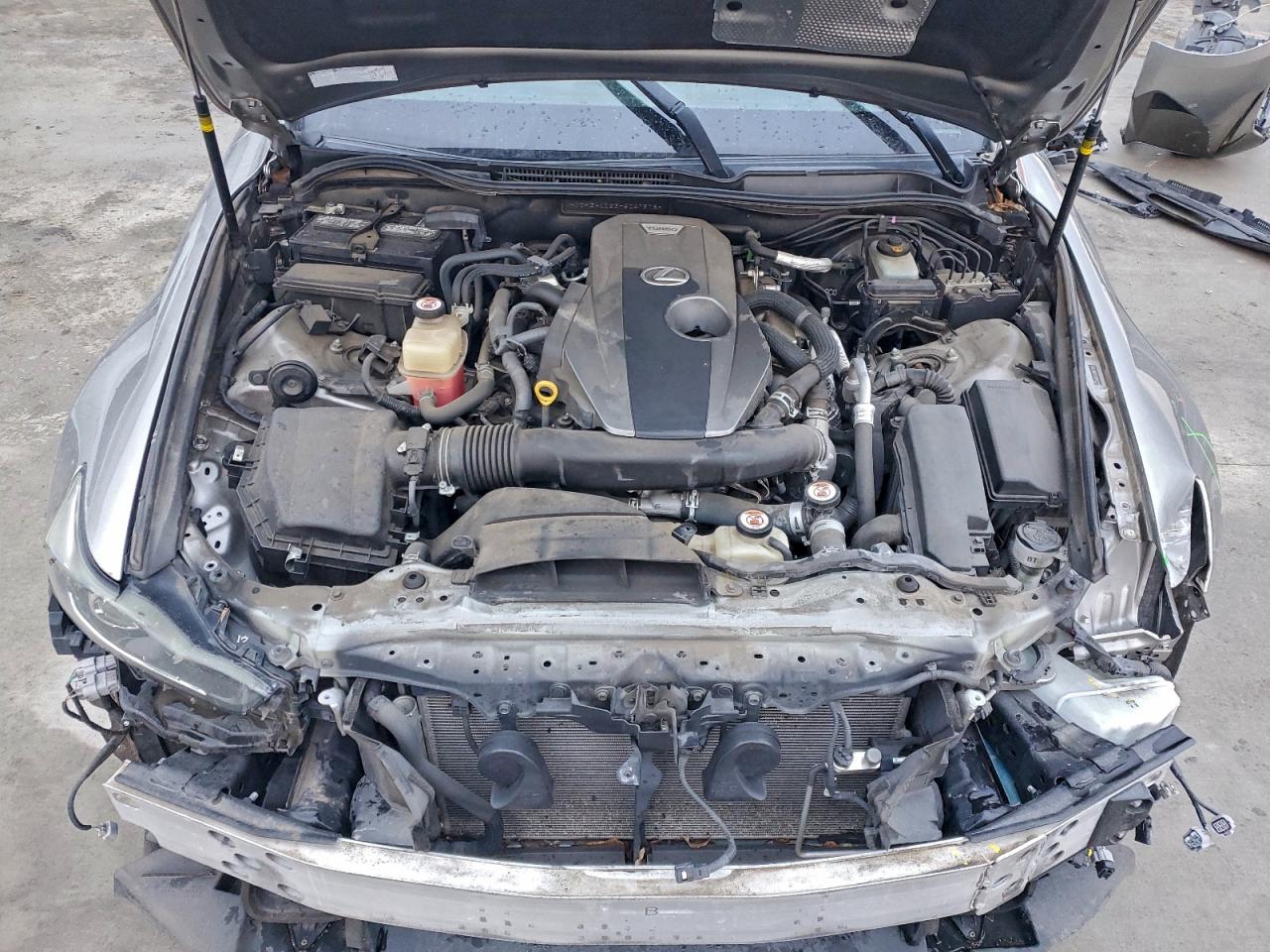 2017 LEXUS IS 200T photo 11