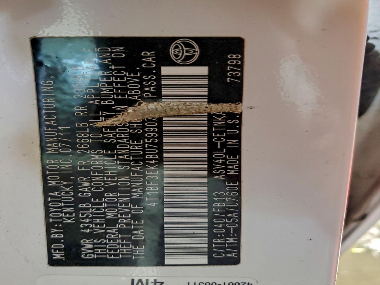 2011 TOYOTA CAMRY BASE photo 13