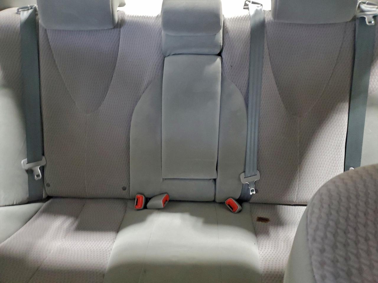 2011 TOYOTA CAMRY BASE photo 10