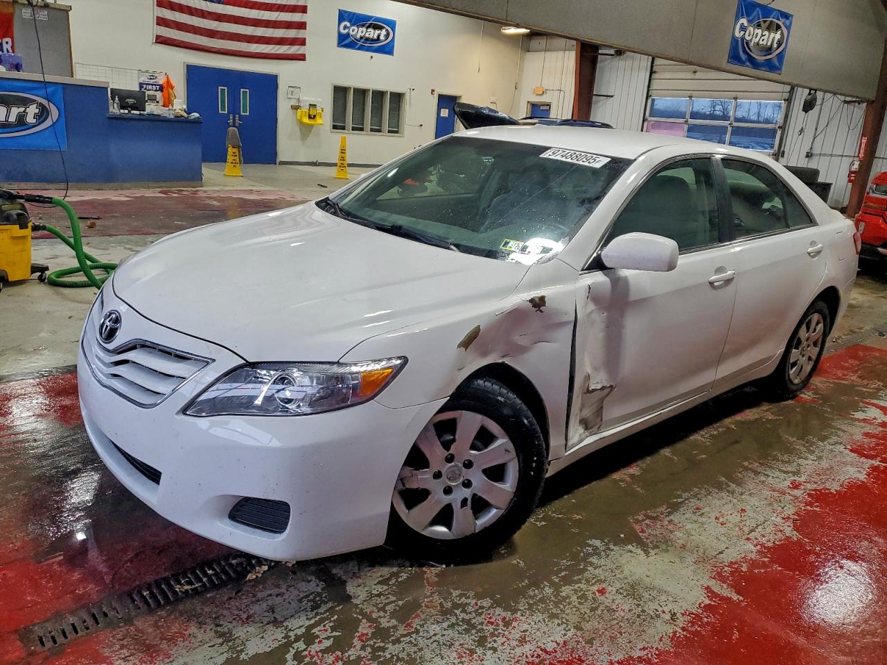 2011 TOYOTA CAMRY