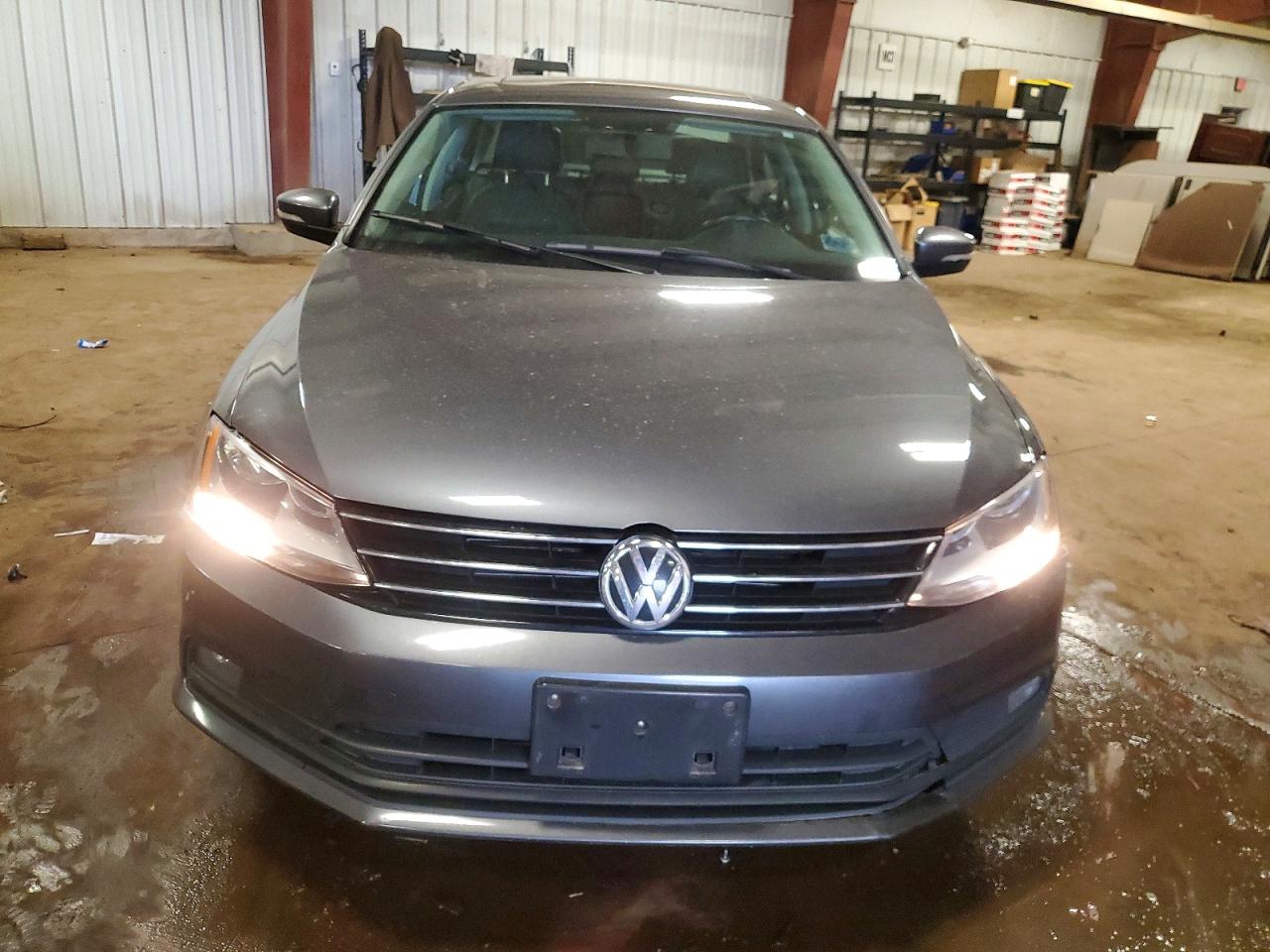 2015 VOLKSWAGEN JETTA SE photo 5