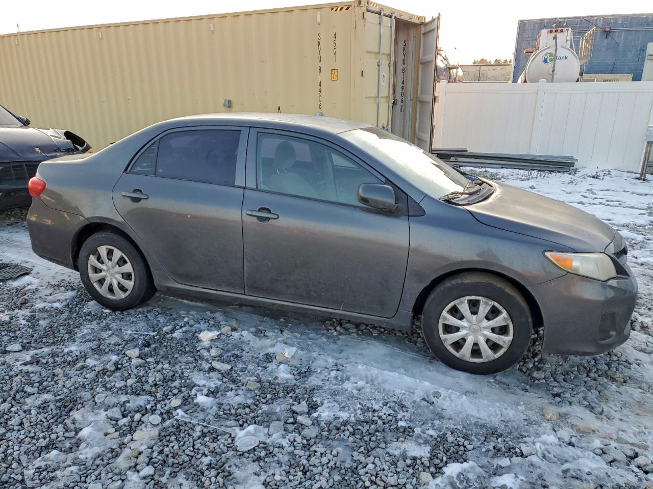 2012 TOYOTA COROLLA BASE photo 4