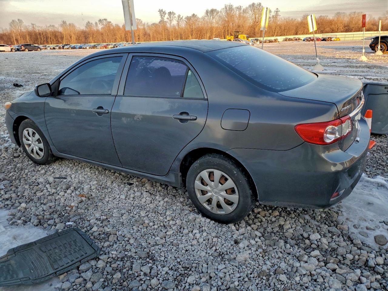2012 TOYOTA COROLLA BASE photo 2
