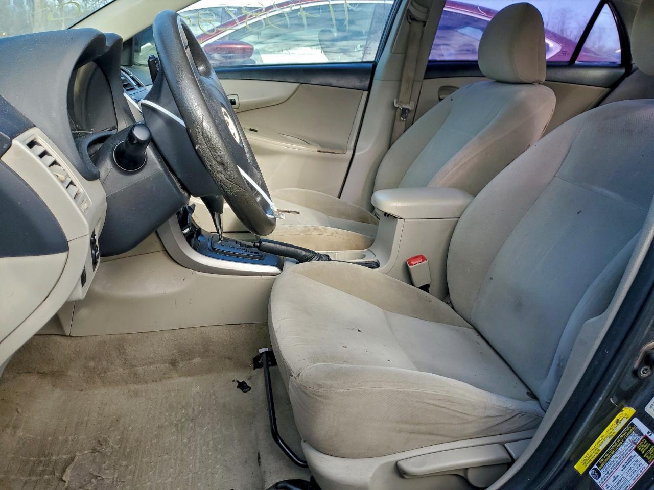 2012 TOYOTA COROLLA BASE photo 7