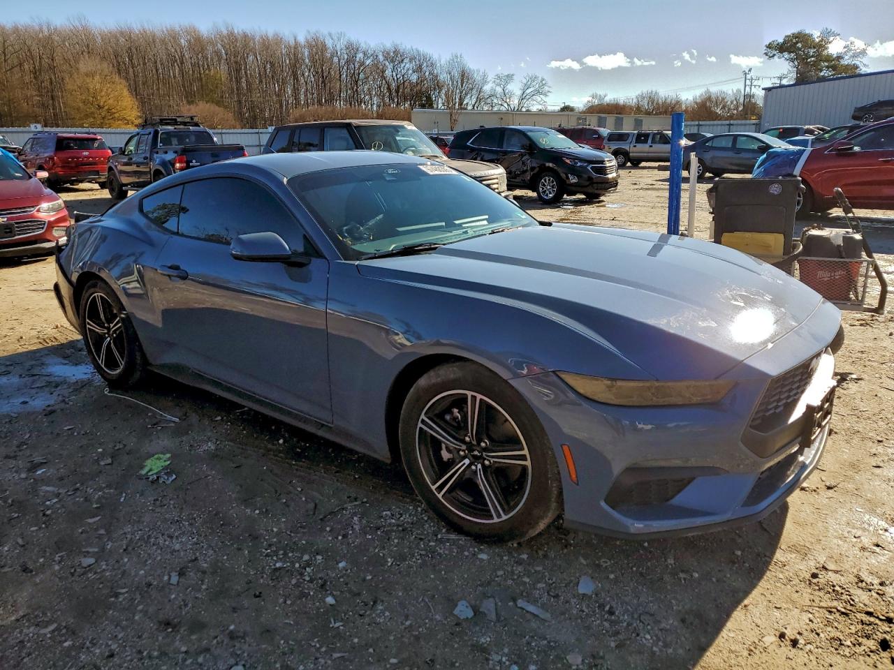 2025 FORD MUSTANG photo 4