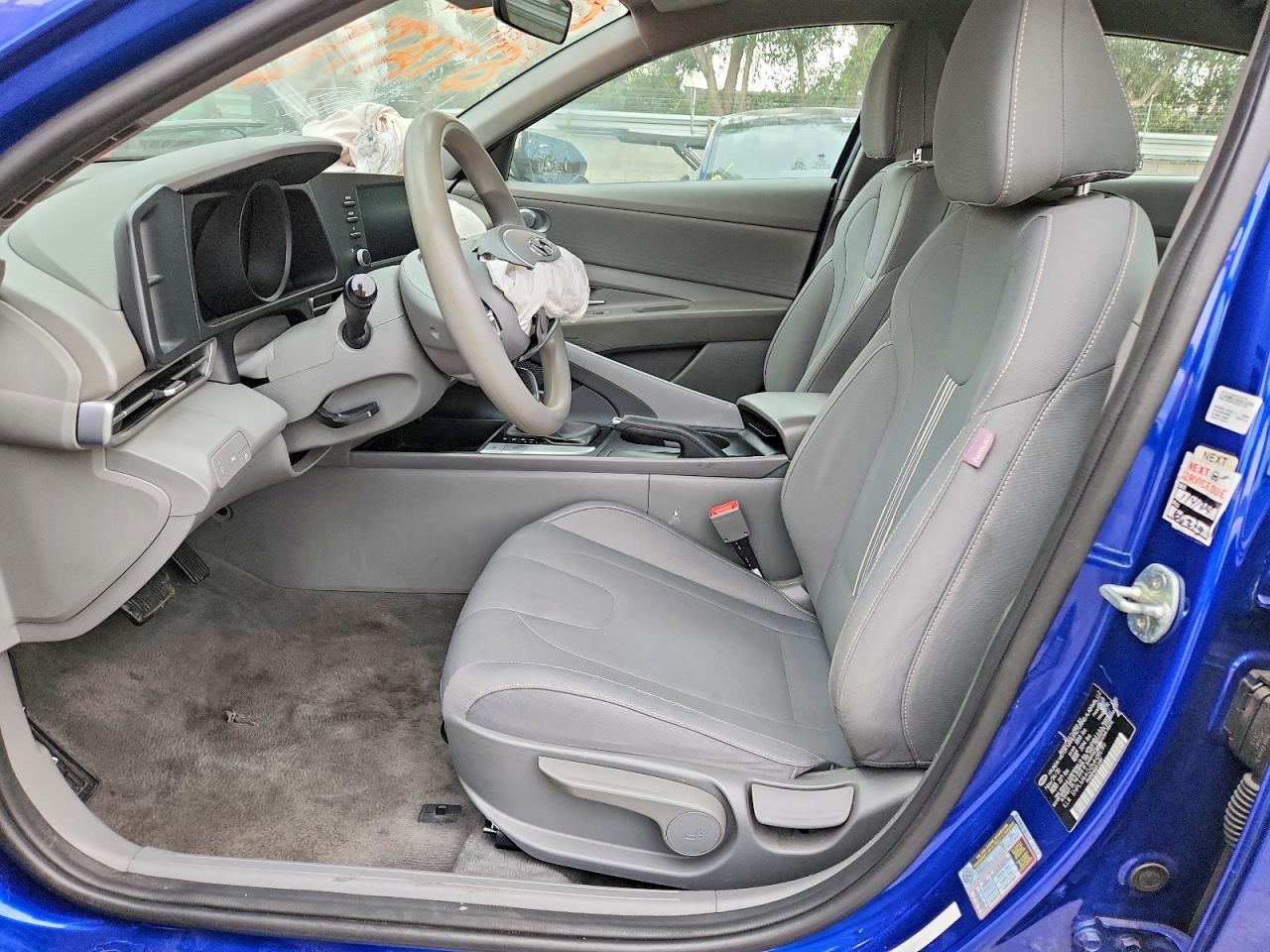 2021 HYUNDAI ELANTRA SEL photo 7