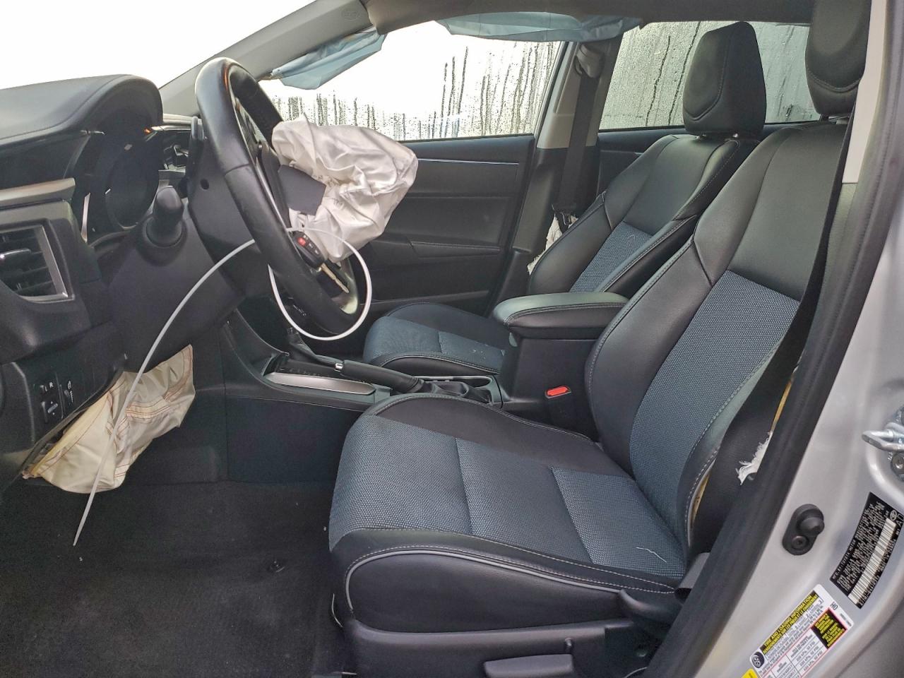 2016 TOYOTA COROLLA L photo 7