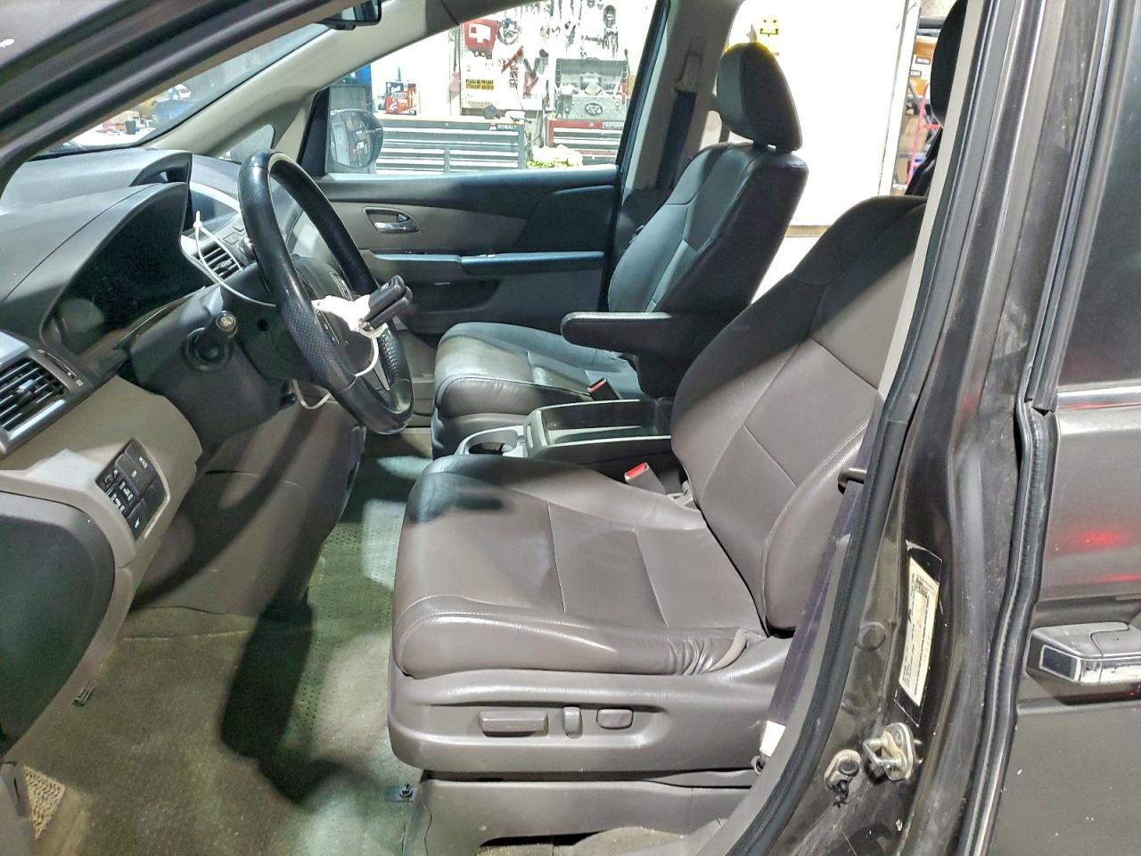 2014 HONDA ODYSSEY EXL photo 7
