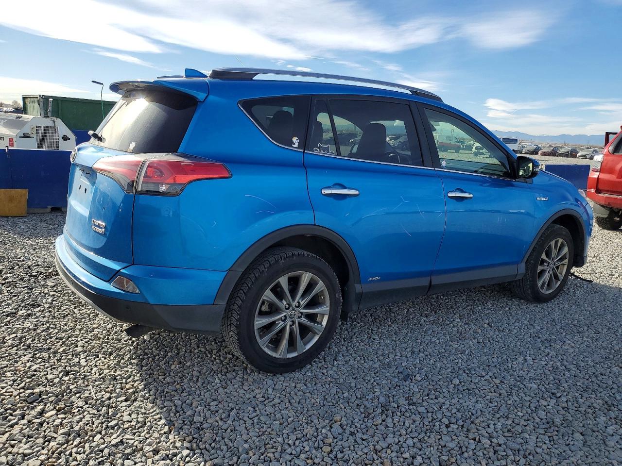 2017 TOYOTA RAV4 HV LIMITED photo 3