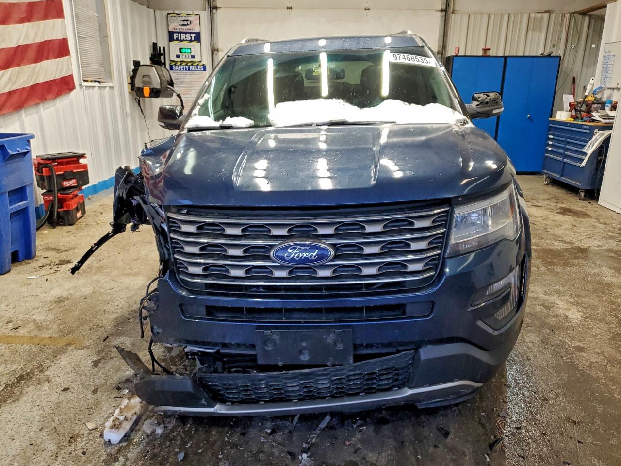 2016 FORD EXPLORER XLT photo 5