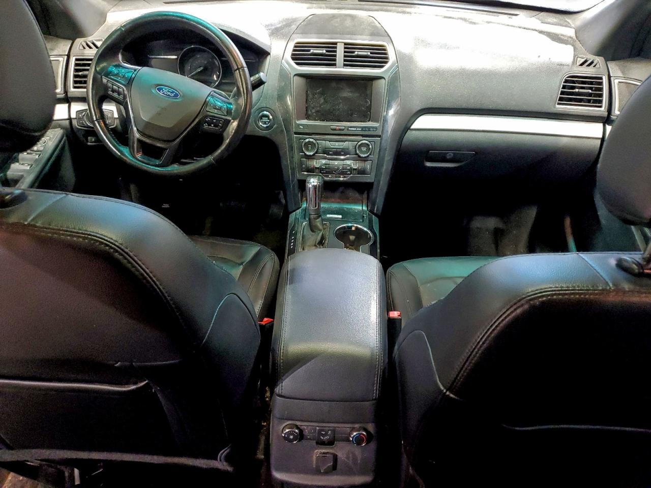2016 FORD EXPLORER XLT photo 8