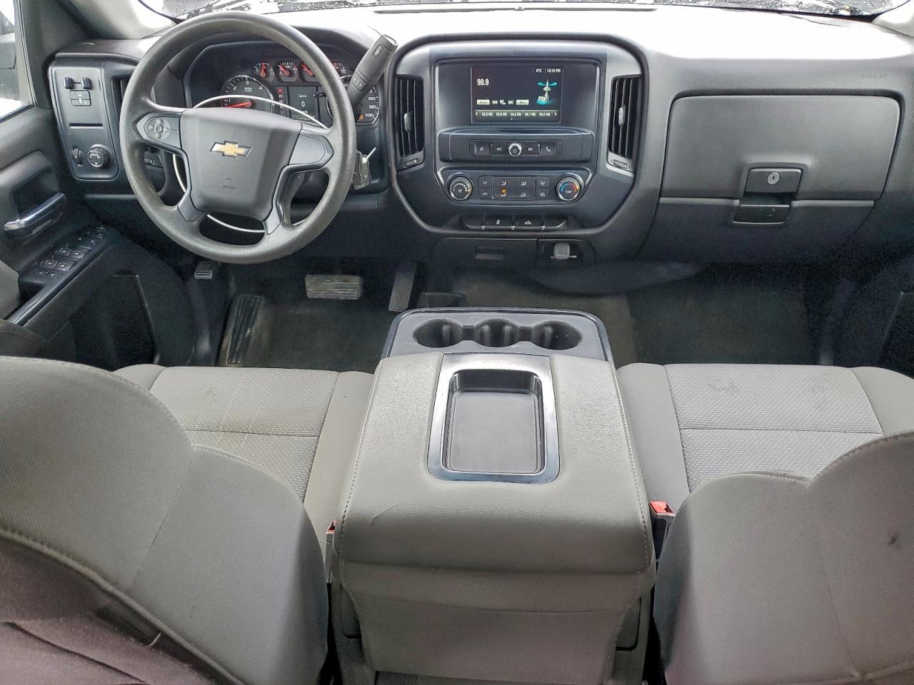 2017 CHEVROLET SILVERADO K1500 photo 8