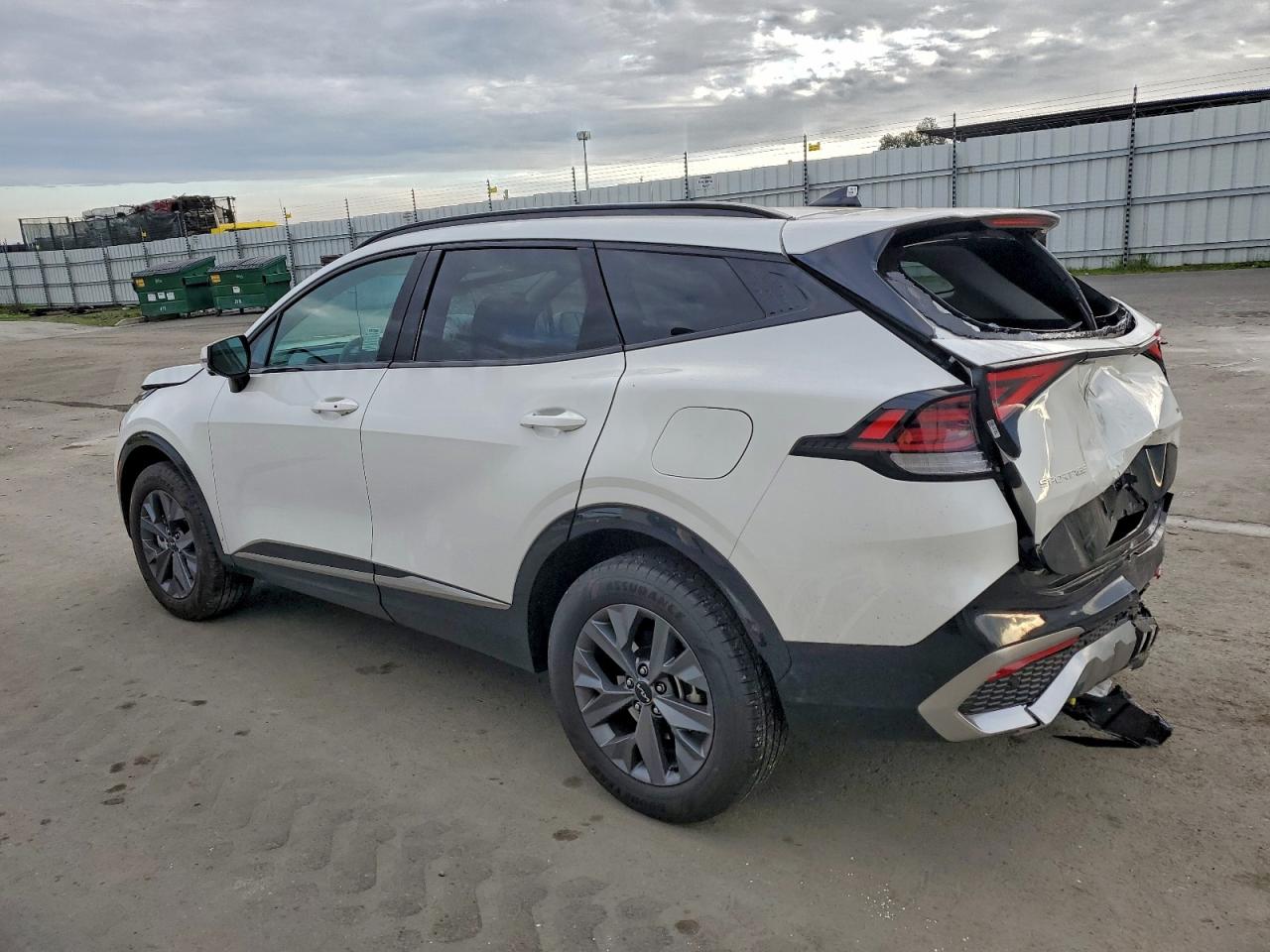 2025 KIA SPORTAGE SX PRESTIGE photo 2