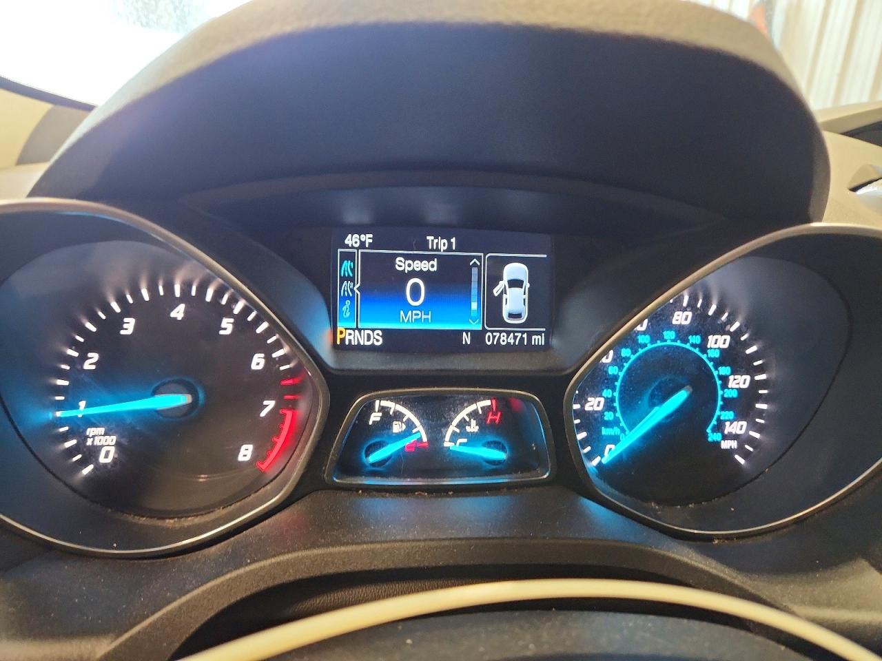 2016 FORD ESCAPE SE photo 9