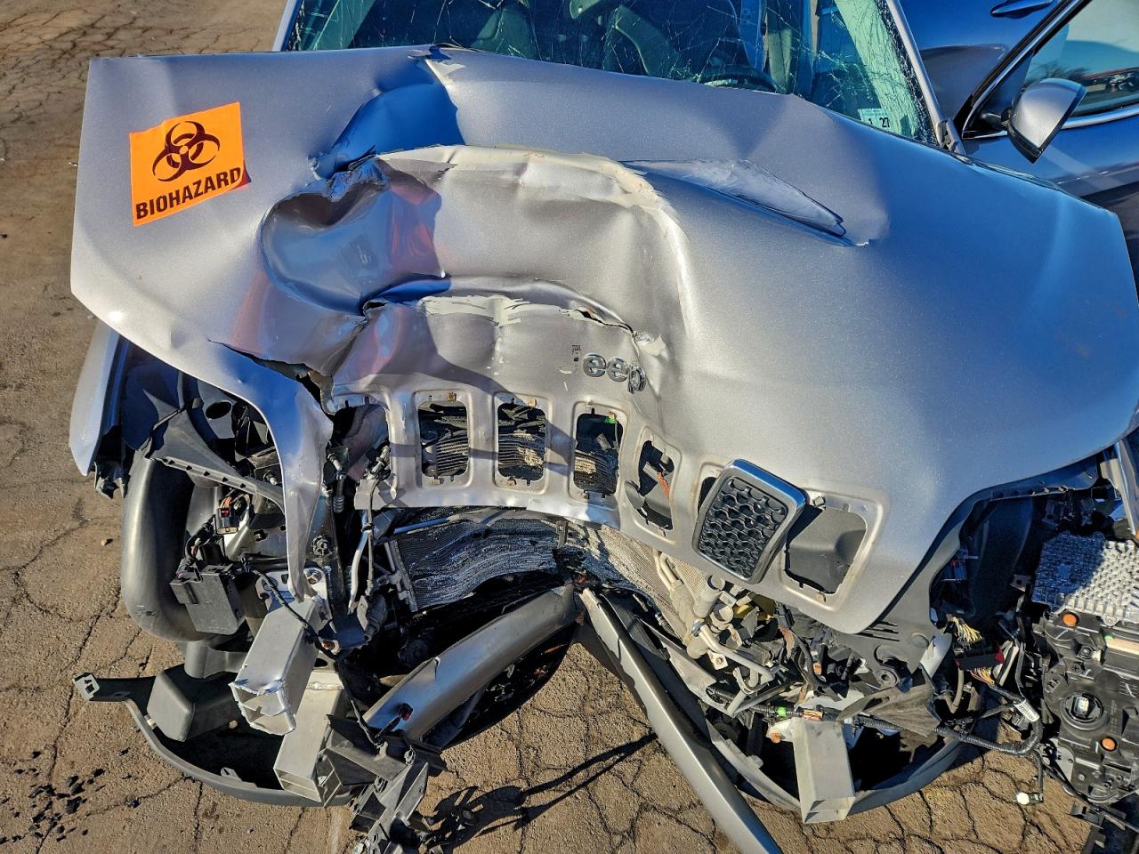 2019 JEEP CHEROKEE LIMITED photo 22